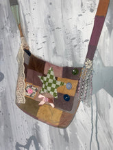 Load image into Gallery viewer, Good mood patch bag.•.*
